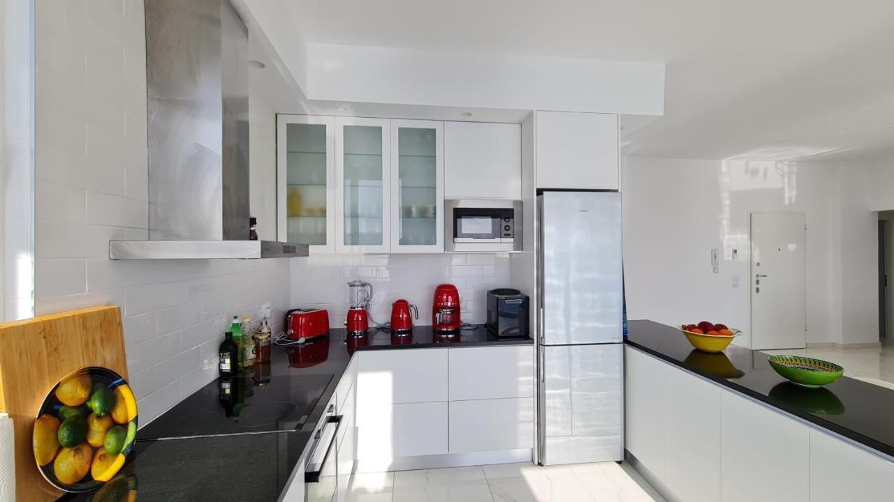 Rocknest Sea View Penthouse Apartment Sarande Exterior photo